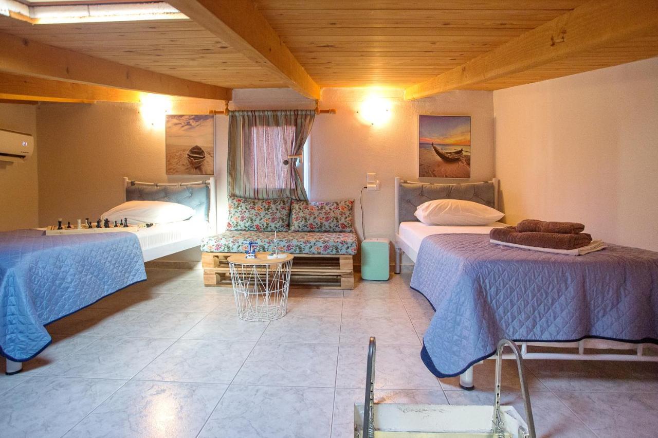 Holiday House Ioanna 2 - Loft Неа-Перамос Экстерьер фото