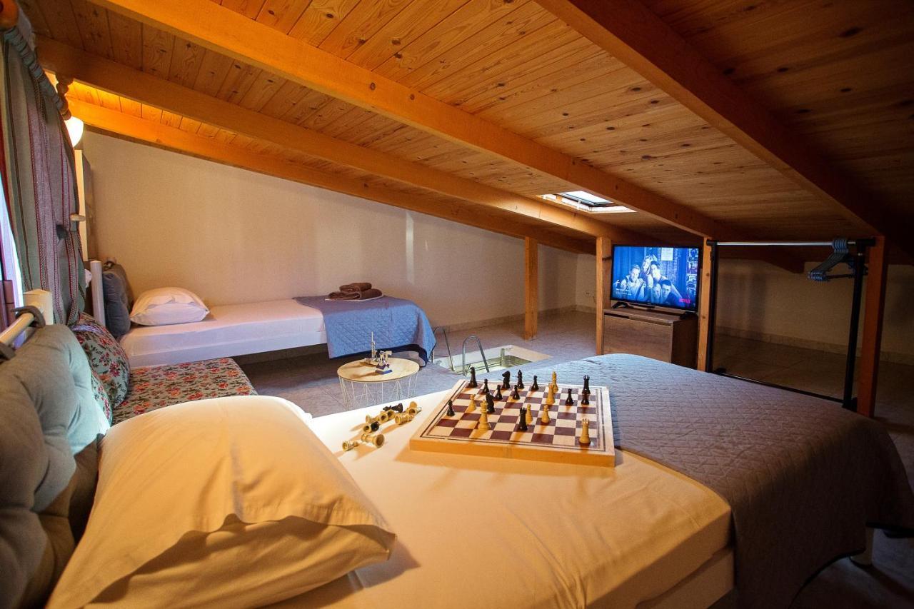 Holiday House Ioanna 2 - Loft Неа-Перамос Экстерьер фото