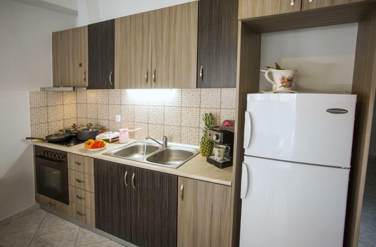 Holiday House Ioanna 2 - Loft Неа-Перамос Экстерьер фото
