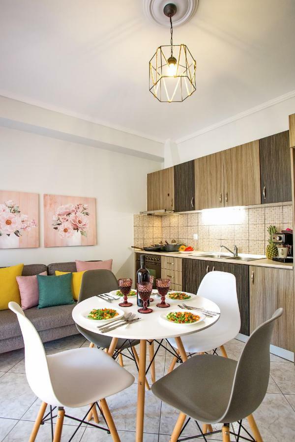 Holiday House Ioanna 2 - Loft Неа-Перамос Экстерьер фото